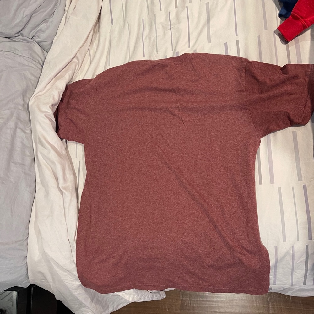 Volcom T-Shirt Large - Picture 2 of 2